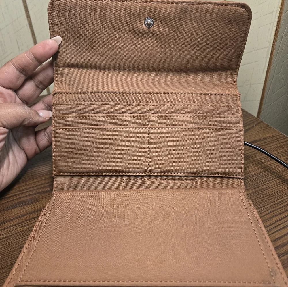 Liz Claiborne Patent Leather wallet
